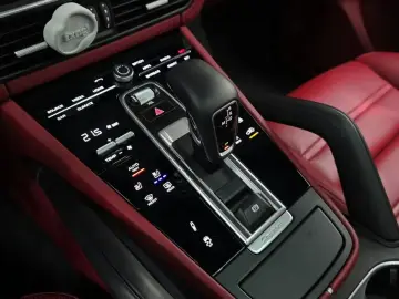 2021 Porsche Cayenne с пробегом 28 985 км