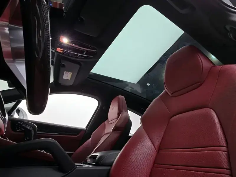 2021 Porsche Cayenne с пробегом 28 985 км