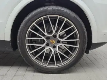 2021 Porsche Cayenne с пробегом 12 595 км