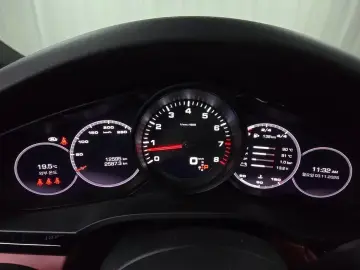 2021 Porsche Cayenne с пробегом 12 595 км