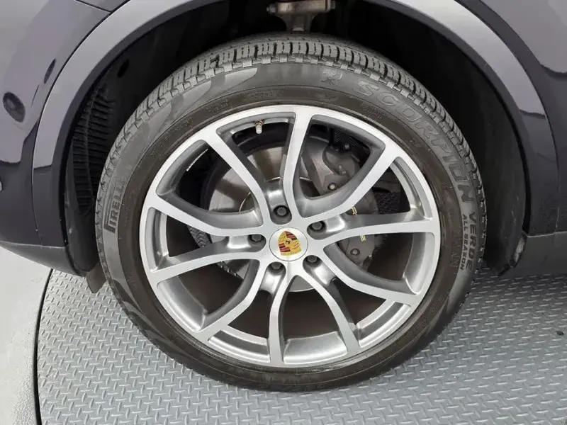 2020 Porsche Cayenne с пробегом 57 441 км