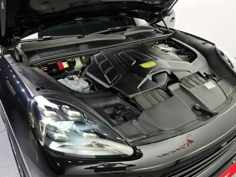 2020 Porsche Cayenne с пробегом 57 441 км