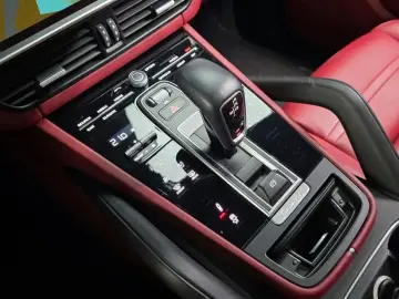 2020 Porsche Cayenne с пробегом 57 441 км