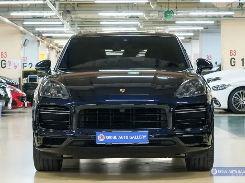 2021 Porsche Cayenne с пробегом 53 000 км