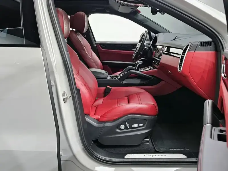 2020 Porsche Cayenne с пробегом 27 732 км