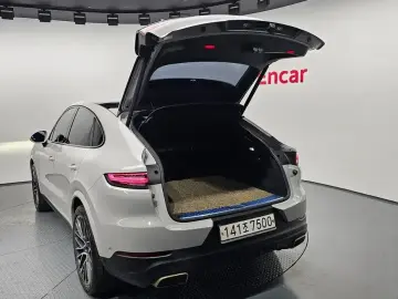 2020 Porsche Cayenne с пробегом 27 732 км