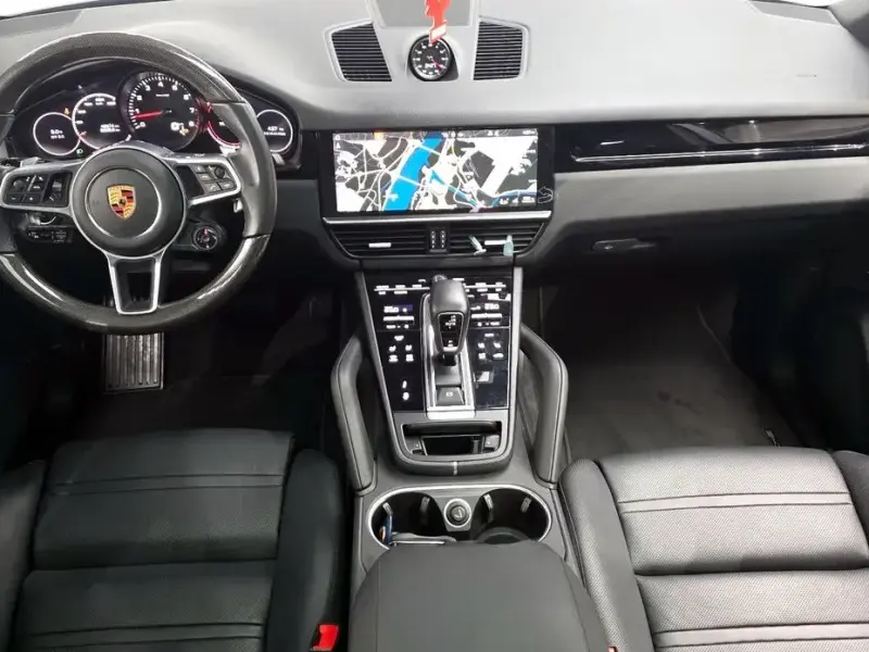 2020 Porsche Cayenne с пробегом 48 374 км