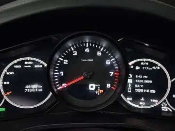 2020 Porsche Cayenne с пробегом 44 489 км