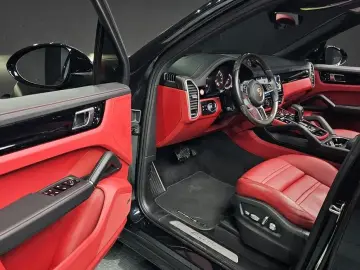 2020 Porsche Cayenne с пробегом 44 489 км
