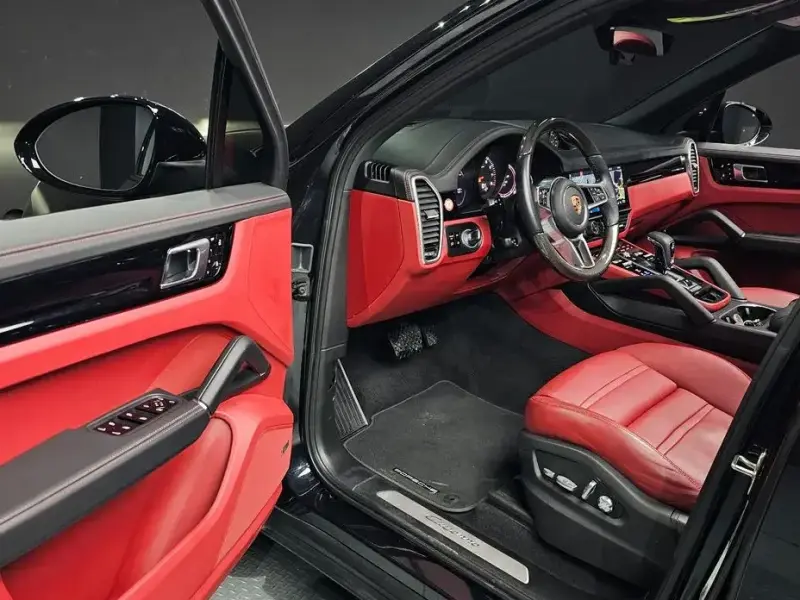 2020 Porsche Cayenne с пробегом 44 489 км