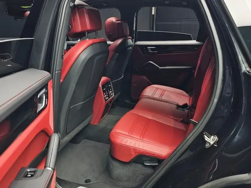 2020 Porsche Cayenne с пробегом 44 489 км