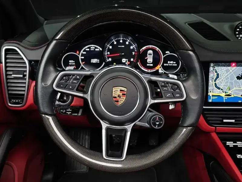 2020 Porsche Cayenne с пробегом 44 489 км