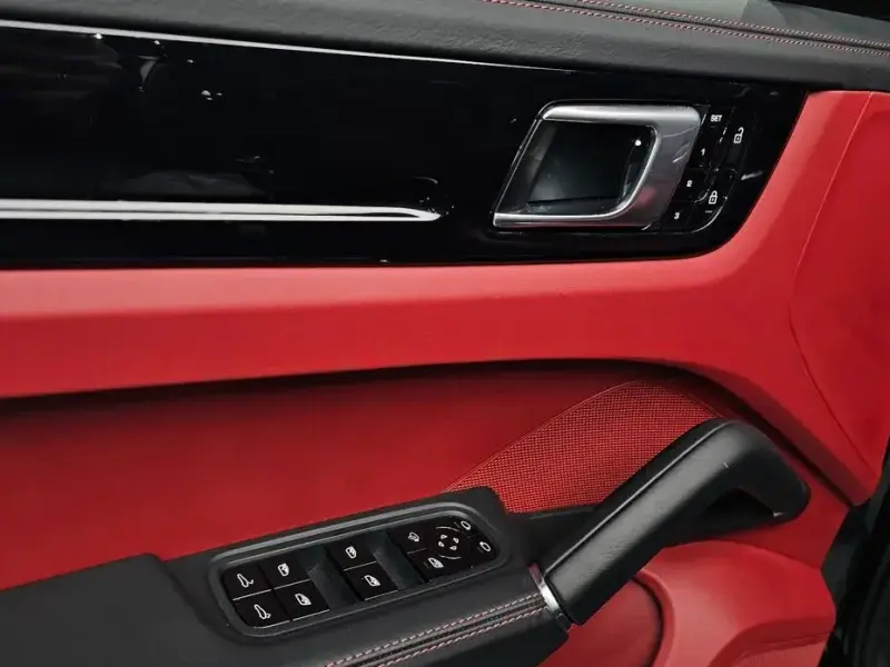 2020 Porsche Cayenne с пробегом 44 489 км