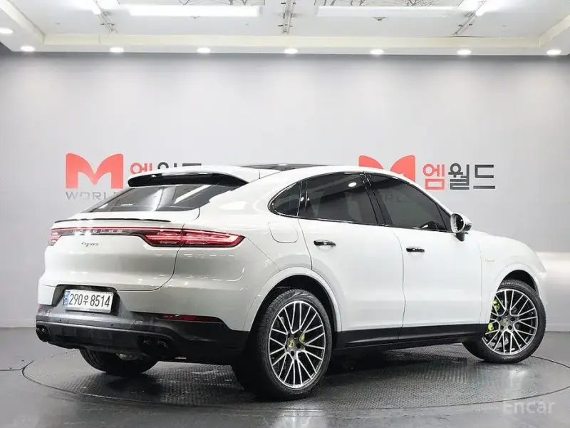 2020 Porsche Cayenne с пробегом 41 740 км