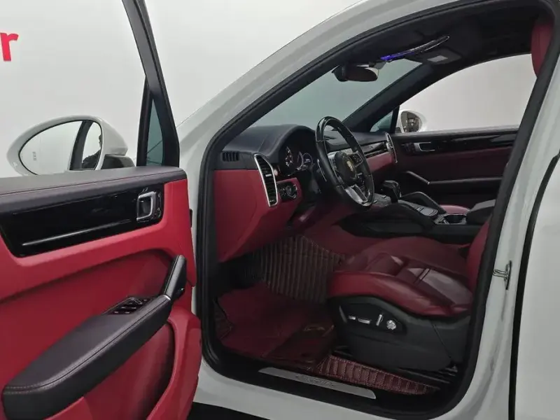 2021 Porsche Cayenne с пробегом 42 967 км