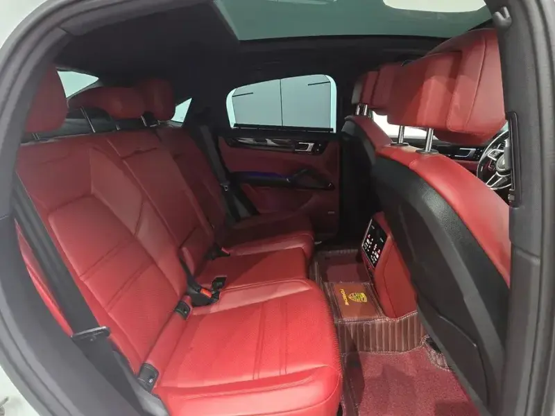 2021 Porsche Cayenne с пробегом 42 967 км