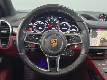 2021 Porsche Cayenne с пробегом 42 967 км