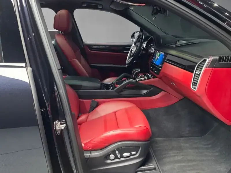 2020 Porsche Cayenne с пробегом 55 509 км