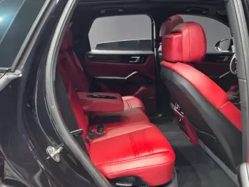 2020 Porsche Cayenne с пробегом 55 509 км