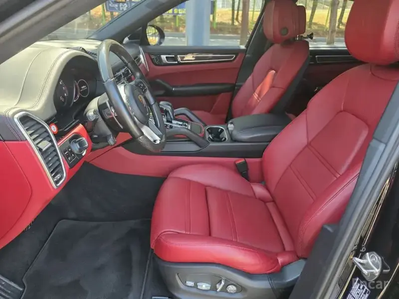 2020 Porsche Cayenne с пробегом 41 828 км