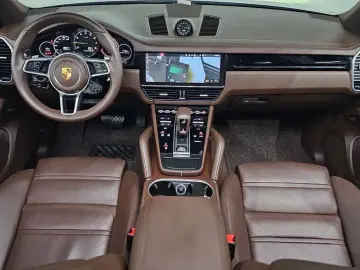 2021 Porsche Cayenne с пробегом 52 241 км