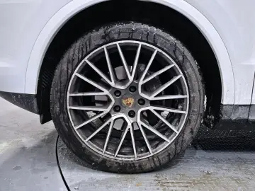 2020 Porsche Cayenne с пробегом 59 932 км