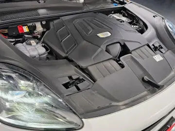 2020 Porsche Cayenne с пробегом 59 932 км