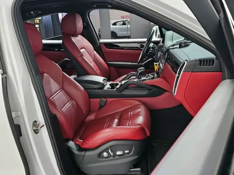 2020 Porsche Cayenne с пробегом 59 932 км
