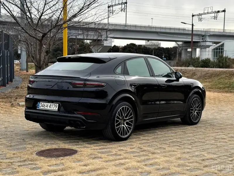 2020 Porsche Cayenne с пробегом 54 150 км