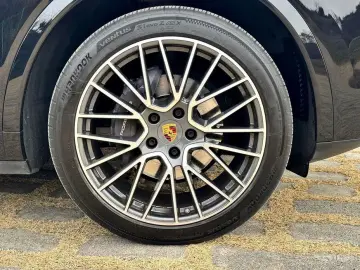 2020 Porsche Cayenne с пробегом 54 150 км
