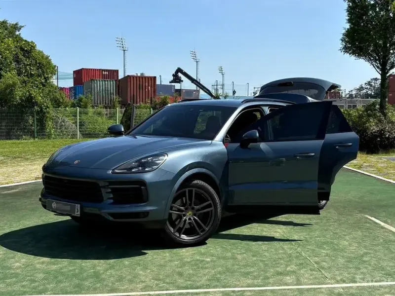 2019 Porsche Cayenne с пробегом 51 000 км