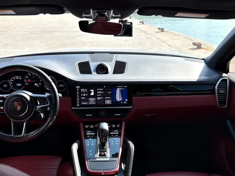 2019 Porsche Cayenne с пробегом 51 000 км