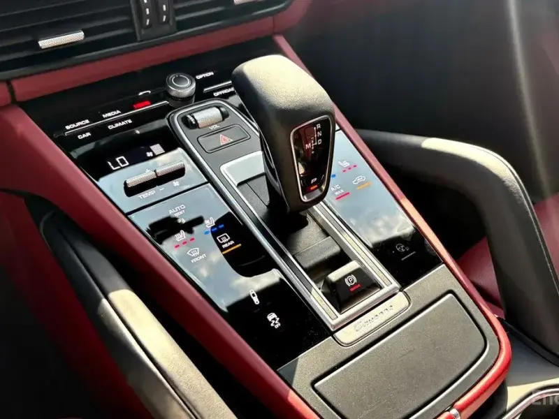 2019 Porsche Cayenne с пробегом 51 000 км