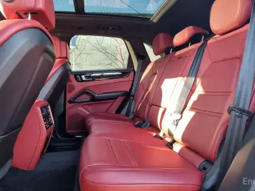 2020 Porsche Cayenne с пробегом 59 000 км