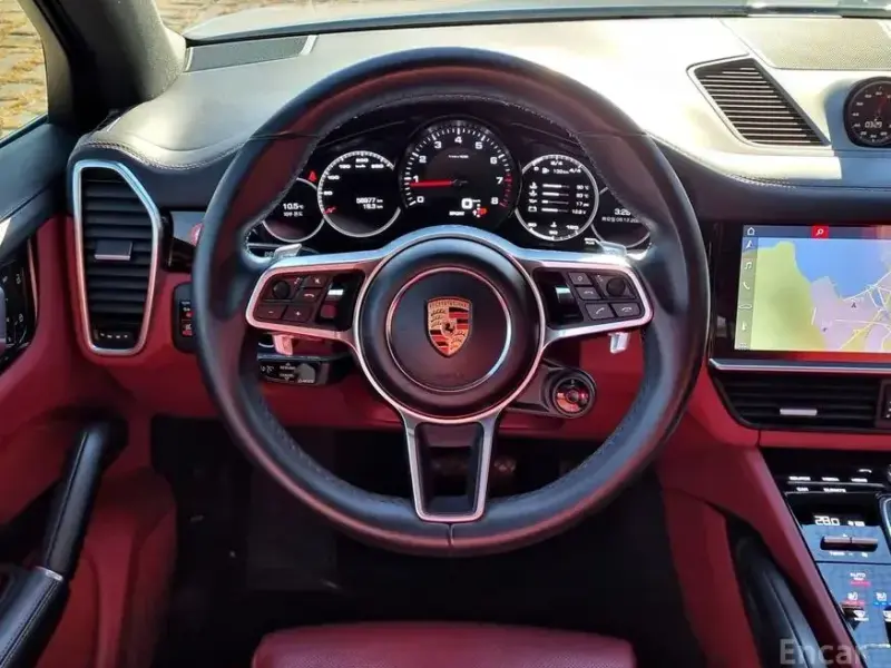 2020 Porsche Cayenne с пробегом 59 000 км