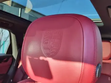 2020 Porsche Cayenne с пробегом 59 000 км