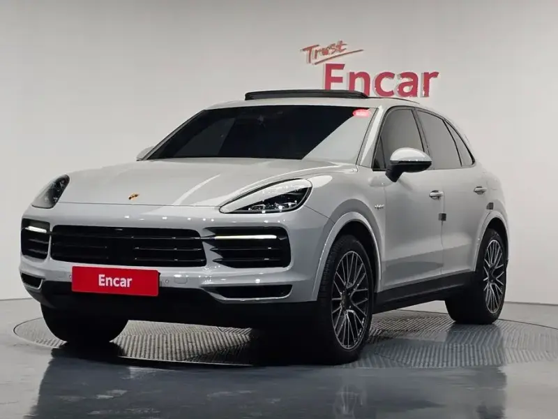 2021 Porsche Cayenne с пробегом 50 199 км