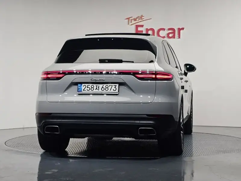 2021 Porsche Cayenne с пробегом 50 199 км