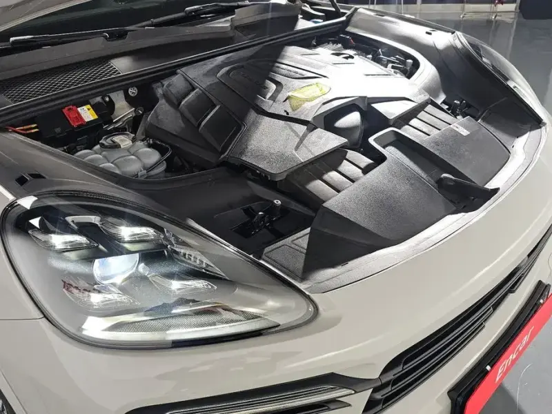 2021 Porsche Cayenne с пробегом 50 199 км