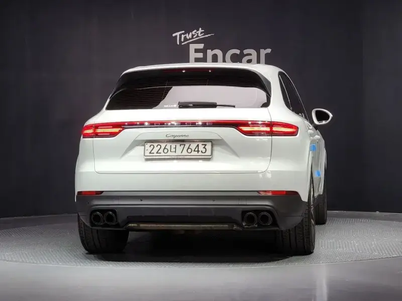 2020 Porsche Cayenne с пробегом 29 871 км