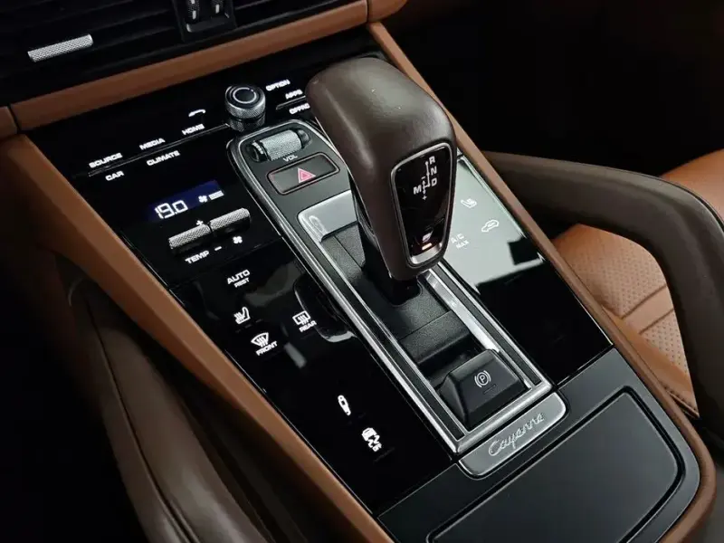 2020 Porsche Cayenne с пробегом 29 871 км