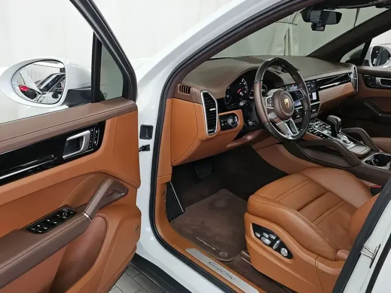 2020 Porsche Cayenne с пробегом 29 871 км