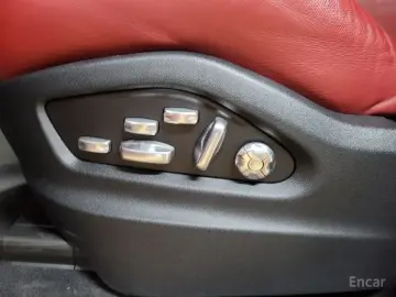 2020 Porsche Cayenne с пробегом 28 500 км