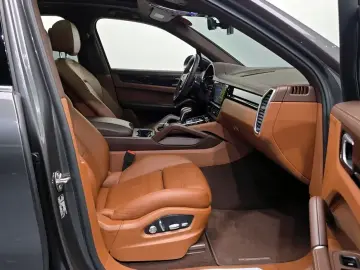 2019 Porsche Cayenne с пробегом 51 482 км