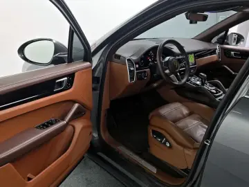 2019 Porsche Cayenne с пробегом 51 482 км