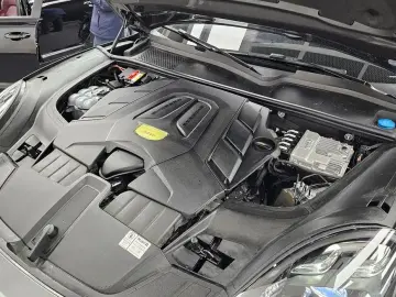 2021 Porsche Cayenne с пробегом 15 311 км