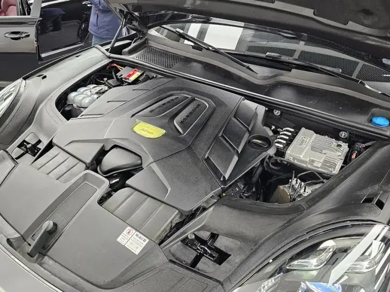 2021 Porsche Cayenne с пробегом 15 311 км