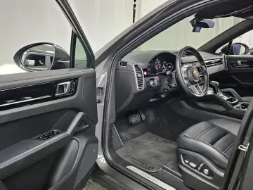 2021 Porsche Cayenne с пробегом 15 311 км