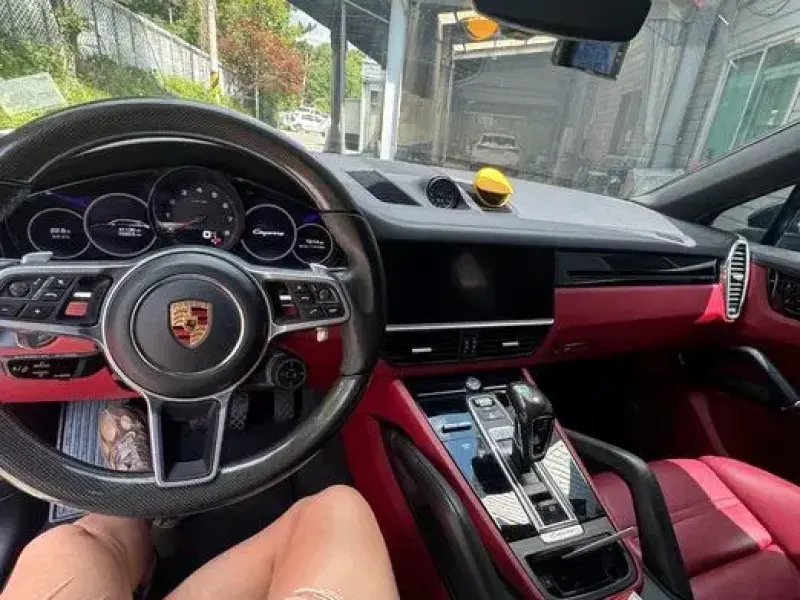 2021 Porsche Cayenne с пробегом 41 000 км