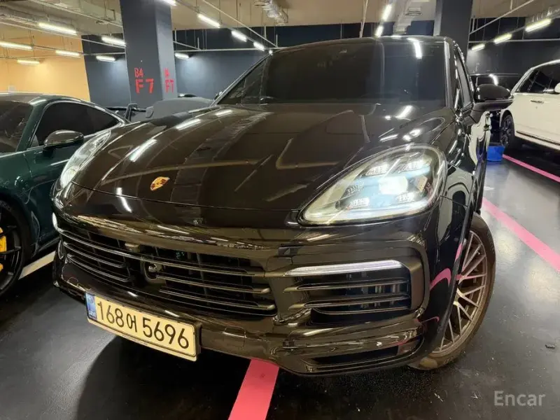 2021 Porsche Cayenne с пробегом 7 000 км